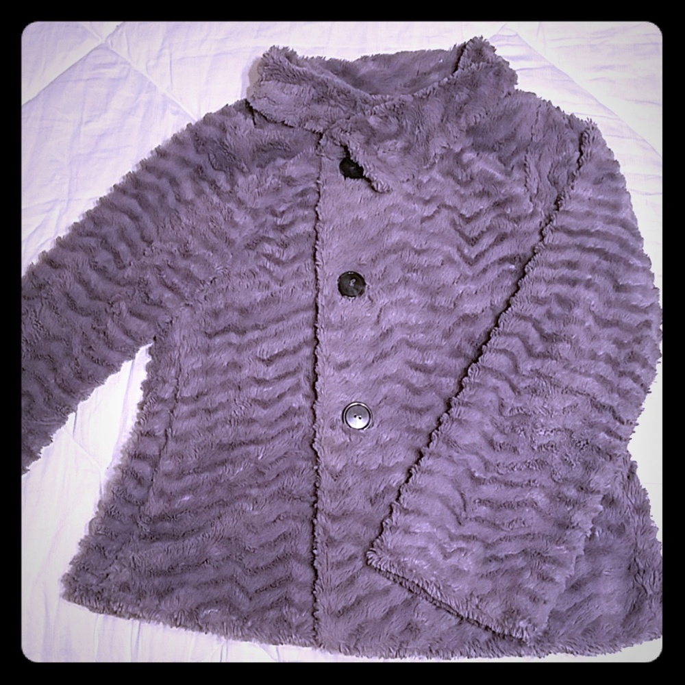 EUC Patagonia Girls' fuzzy jacket